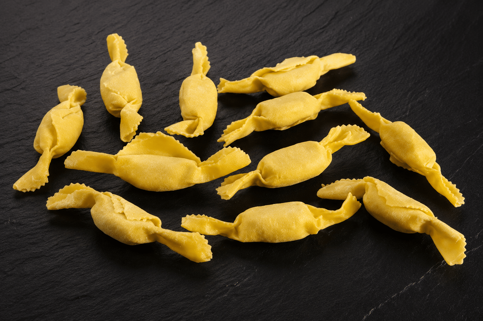 Caramelle gefüllt mit Mascarpone & Walnüssen, einzeln entnehmbar